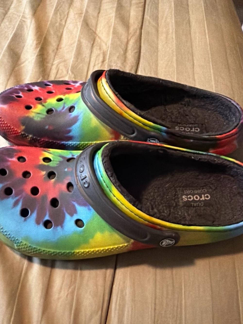 CROCS Kids Tie-Dye Fuzzy Lined Clogs in Rainbow Colors